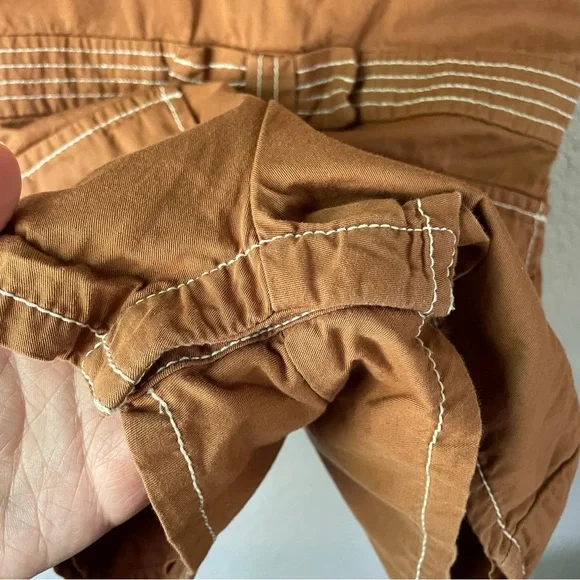 Janie and Jack Baby Girl 18-24M Twill Contrast Stitch Bow Romper Soft Caramel - Picture 7 of 11